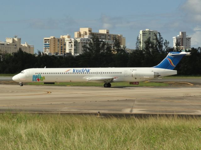 McDonnell Douglas MD-80 (PJ-MDD)