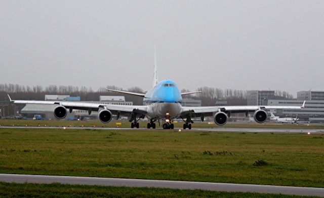 Boeing 747-400 (PH-BFO)