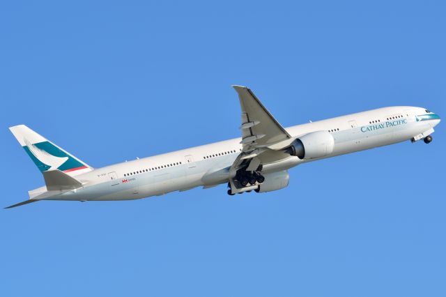 BOEING 777-300ER (B-KQI)