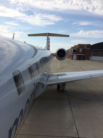 Embraer ERJ-135 (N856AE) - A recruiting stop brought this Embraer 135 to Purdue University. 