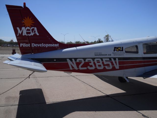 Piper Cherokee (N2385V) - Mesa Pilot Development Piper Warrior II, taken just before my flight in it