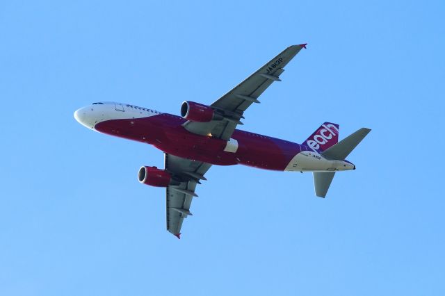 Airbus A320 (JA813P)