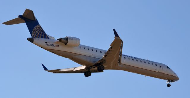 Canadair Regional Jet CRJ-700 (N776SK)