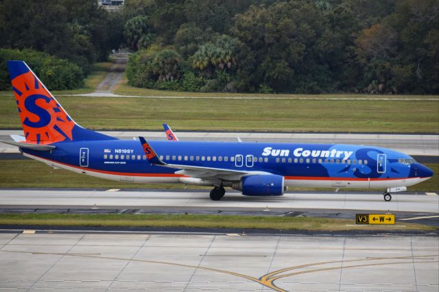 Boeing 737-800 (N819SY) - N819SY arriving into TPA from MSP as SCX367br /br /• Delivered to Sun Country Airlines - June 2014br /• Configured with 186 Economy seats