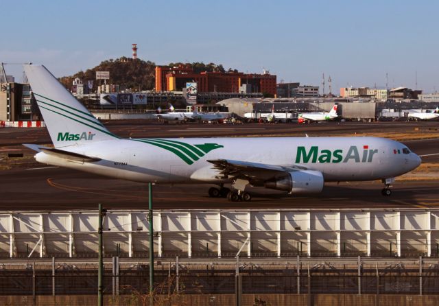 BOEING 767-200 (N773AX) - Mas Air / Boeing 767-281(BDSF) / MSN 22788 / N773AX / MMMX 04/2021