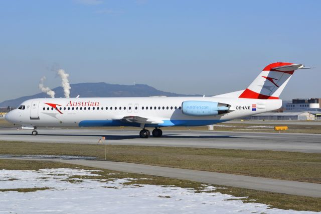 Fokker 100 (OE-LVE)