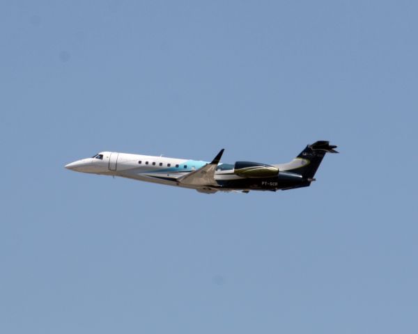 Embraer ERJ-135 (PT-SCR)