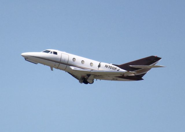 Dassault Falcon 10 (N100FJ) - At Shreveport Regional.