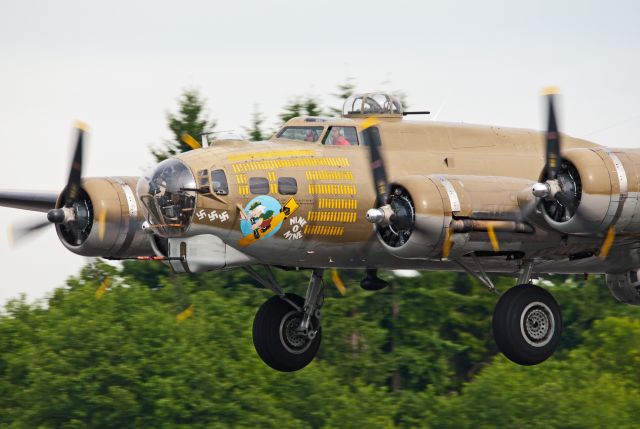 Boeing B-17 Flying Fortress (SAI93012) - Collings Foundation's B-17 'Nine-O-Nine' on final June 15, 2012