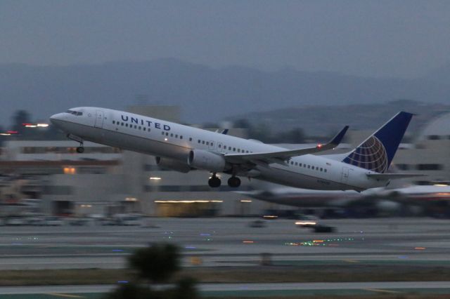 Boeing 737-900 (N78438)