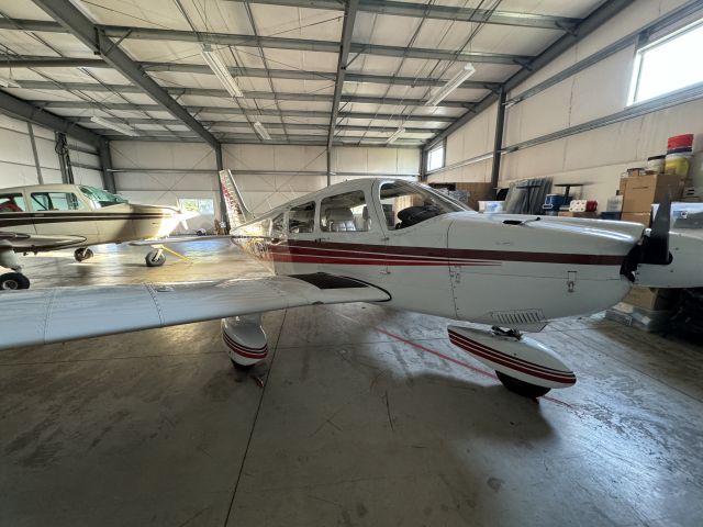 Piper Cherokee (N4368V)