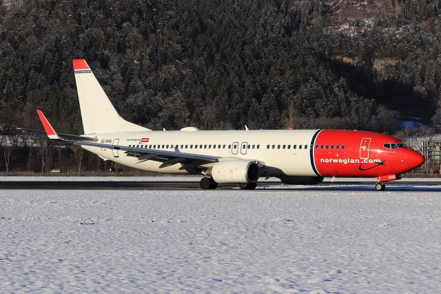 Boeing 737-800 (SE-RRS)