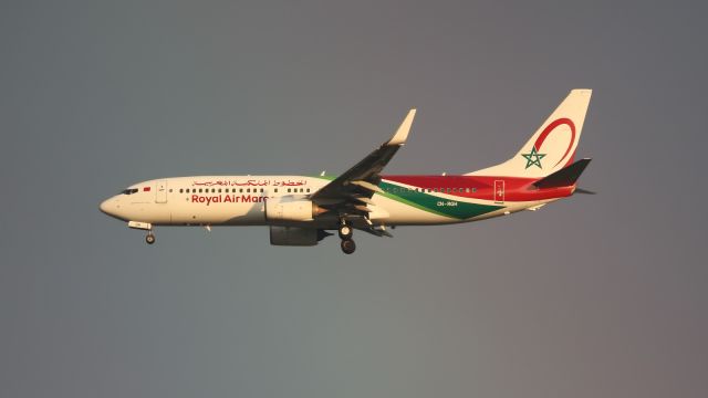 Boeing 737-800 (CN-RGH) - Landing in front of a rainbow