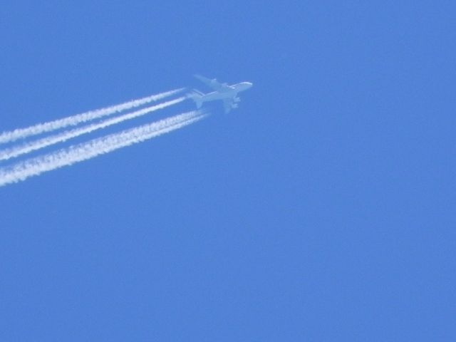 Airbus A380-800 (CGBH) - An Air France A380 flies overhead