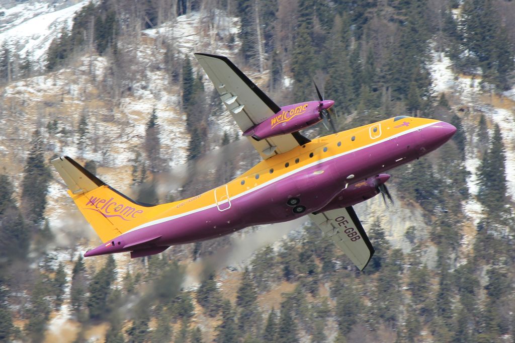 Fairchild Dornier 328 (OE-GBB)