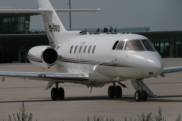 Hawker 800 (CS-DRU) - Raytheon Hawker 800 XPi  -  NetJets Europe  -  Graz 04.07.2012