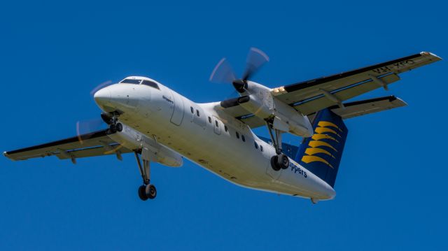 de Havilland Dash 8-100 (VH-XFQ)