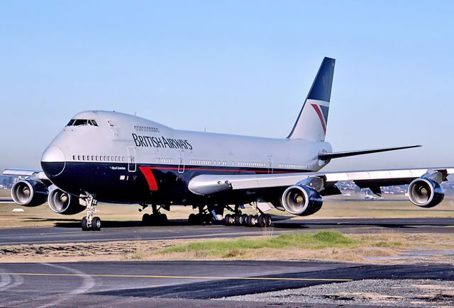 Boeing 747-200 (G-BDXK) - BRITISH AIRWAYS - BOEING 747-236B - REG : G-BDXK (CN 22303/495) - KINGSFORD SMITH INTERNATIONAL AIRPORT SYDNEY NSW. AUSTRALIA - YSSY 26/6/1988