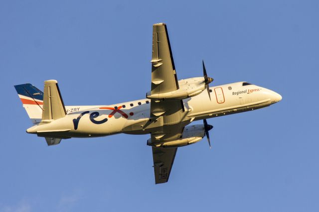 Saab 340 (VH-ZRY) - Regional Express Airlines (VH-ZRY) Saab 340B departing Wagga Wagga Airport.