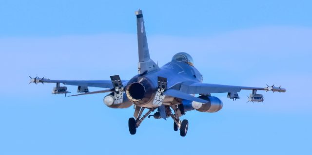 Lockheed F-16 Fighting Falcon (UNKNOWN) - USAF F-15 landing 3L Nellis AFB during Operation Red Flag