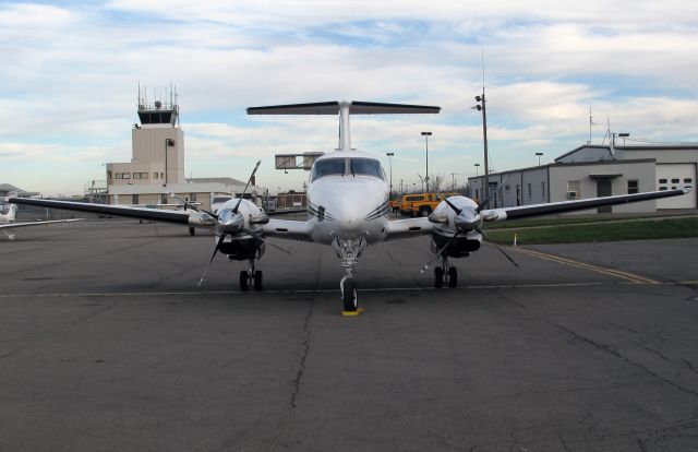 Beechcraft King Air F90 (N411RJ)