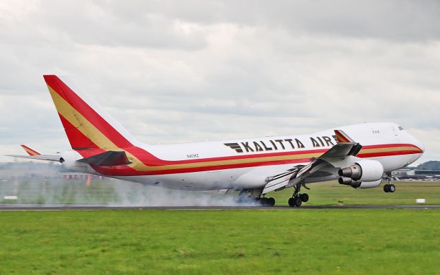 Boeing 747-400 (N403KZ) - kalitta air b747-481f n403kz landing at shannon 27/8/17.