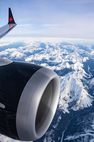 Boeing 737 MAX 8 (C-FTJV)