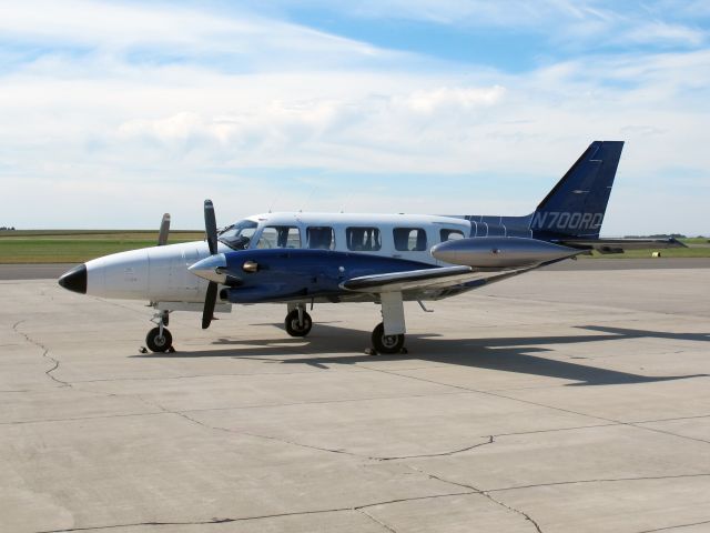 Piper PA-31T3-500 T-1040 (N700RD) - This appears to be a turbine conversion of a Navajo.