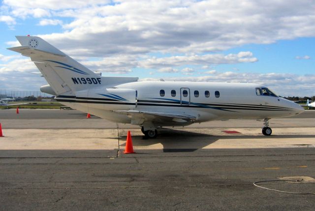 Hawker 800 (N199DF) - Parked on the Sheltair ramp on 26-Oct-06.  Reregistered XA-SJM then N110GD 28-May-11.