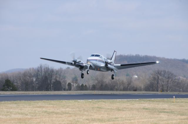 Beechcraft King Air 90 (N257CQ)