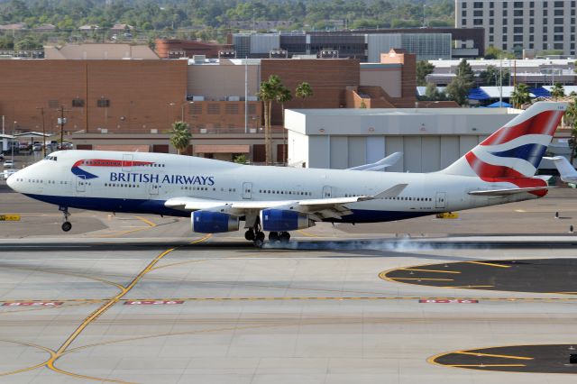 Boeing 747-400 (G-CIVN)