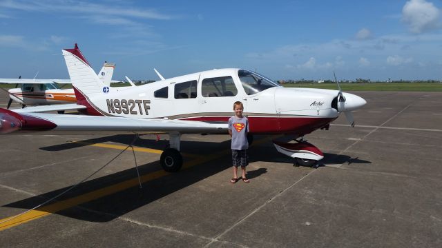 Piper Cherokee (N992TF)