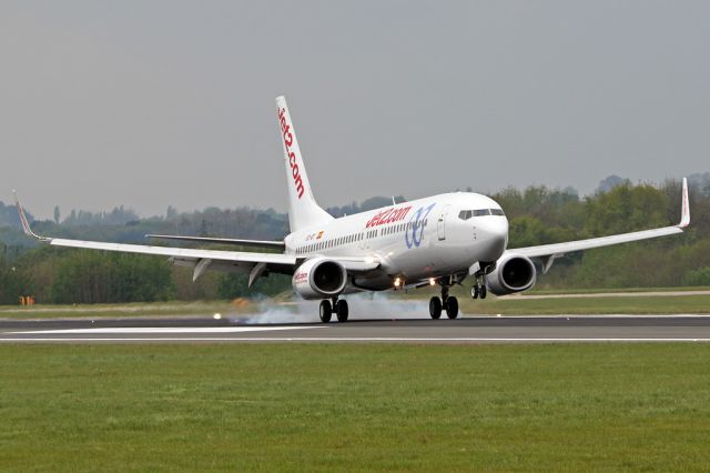 Boeing 737-800 (EC-IDT) - Leased from Air Europa for the summer EC-IDT arriving from Palma as EXS954.