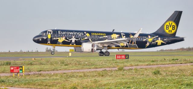 Airbus A320 (D-AEWM) - Eurowings (BVB FanAirbus Livery)