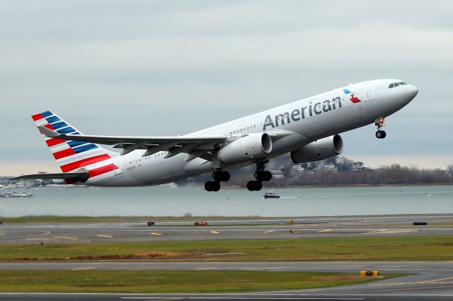 Airbus A330-200 (N283AY) - AA 791 departing to Philadelphia on 22R