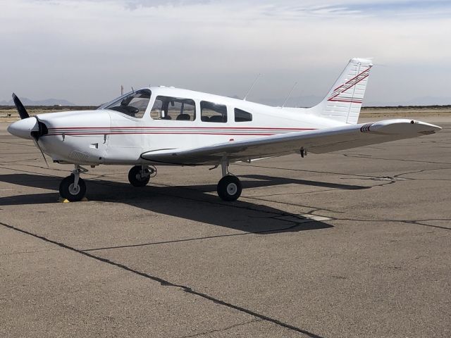 Piper Cherokee (N4585X)