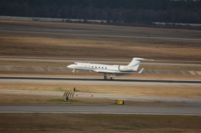 Gulfstream Aerospace Gulfstream V (N273A) - 73A touchdown on 26L. Nice GV.