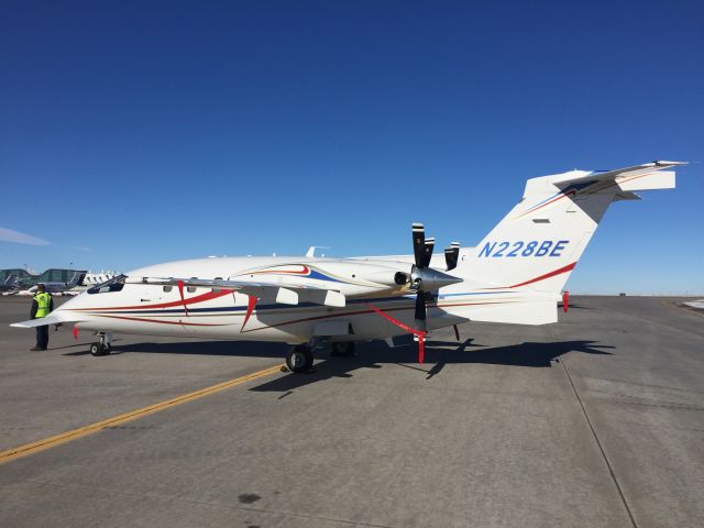 Piaggio P.180 Avanti (N228BE)