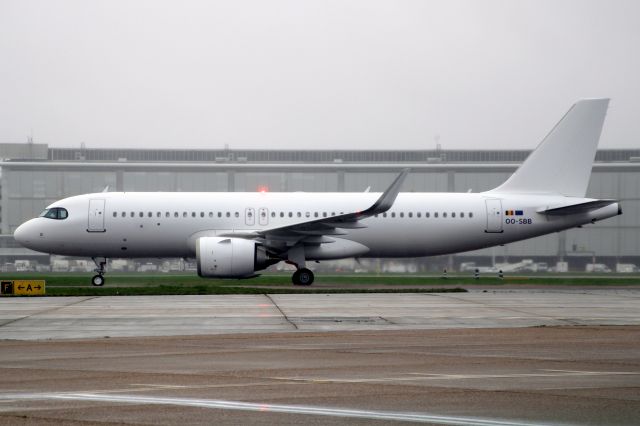 Airbus A320neo (OO-SBB) - Taxiing to Stand 225 on 22-Feb-24 operating flight BEL2093 from EBBR.