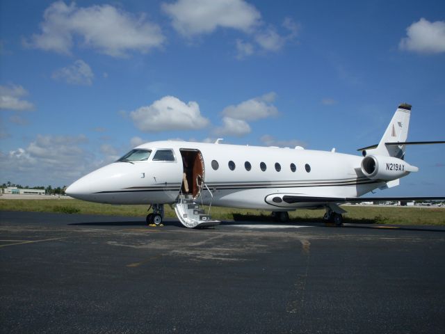 IAI Gulfstream G200 (N219AX)