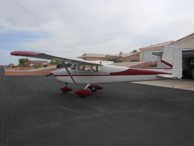 Cessna Skyhawk (N5001A)