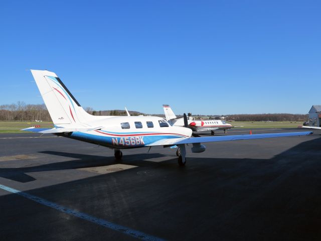 Piper Malibu Mirage (N456BK) - Pressurized. Cabin class. Fast.