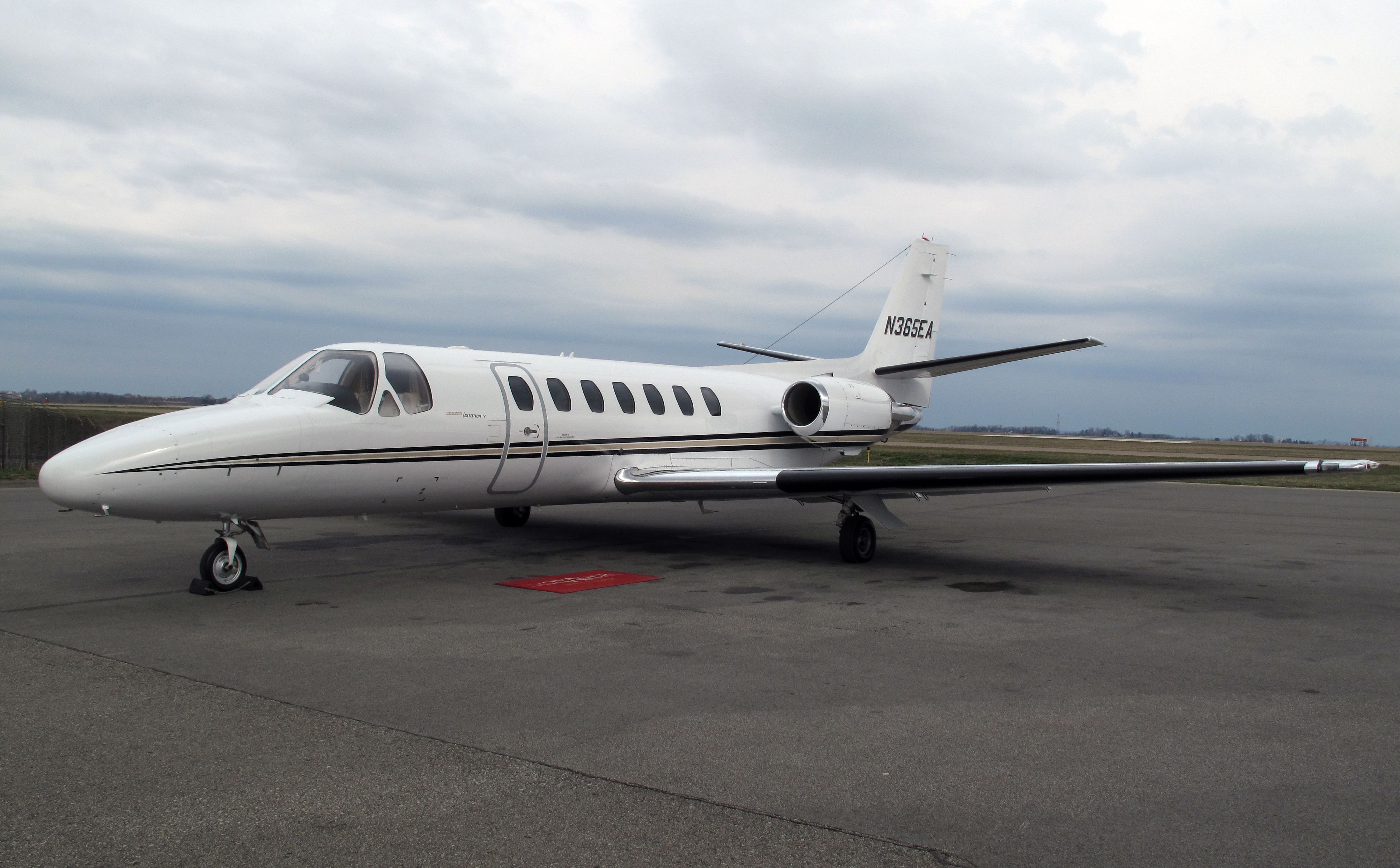 Cessna Citation V (N365EA2) - CFM (Corporate Flight Management) has two Citation V jets based at KDXR/KHPN. Brand new interior - ready for charter!  www.flycfm.com