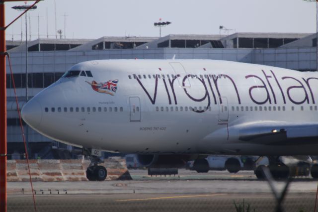 Boeing 747-400 (G-VROC)