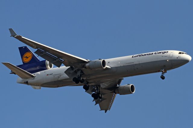 Boeing MD-11 (D-ALCF)