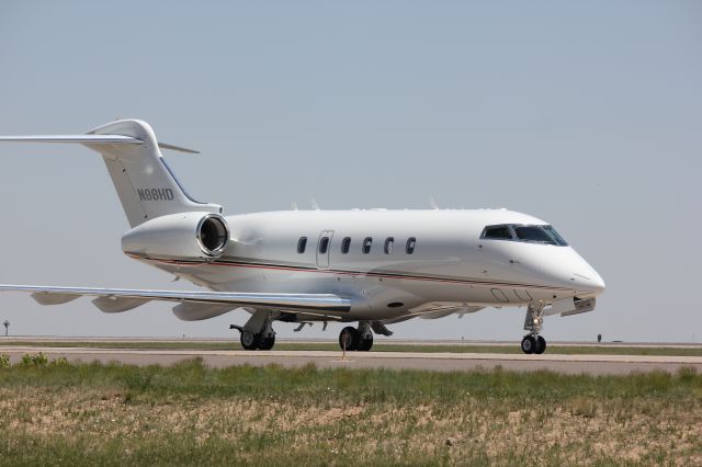 Hawker 800 (N88HD)