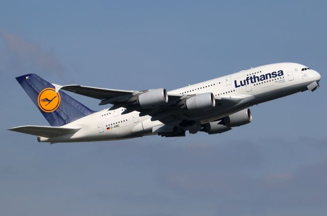 Airbus A380-800 (D-AIMC)