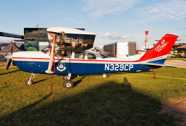 Cessna T206 Turbo Stationair (N329CP)