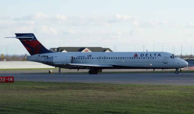 Boeing 717-200 (N948AT) - 717 departing runway 32