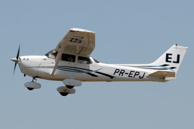 Cessna Skyhawk (PR-EPJ)